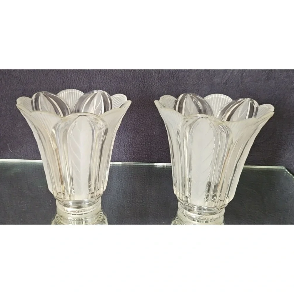 Cut Glass Sconce can be used for Ceiling fan or Vanity‎ mirrors.